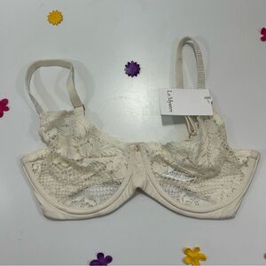 Le Mystere Buttercream Lace Allure Unlined Bra 32DDD NWT